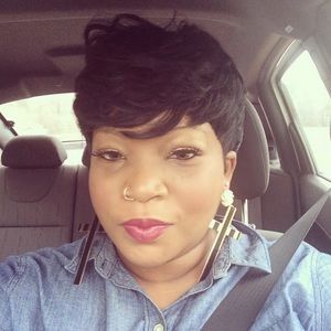 Meet your Posher, Ashley